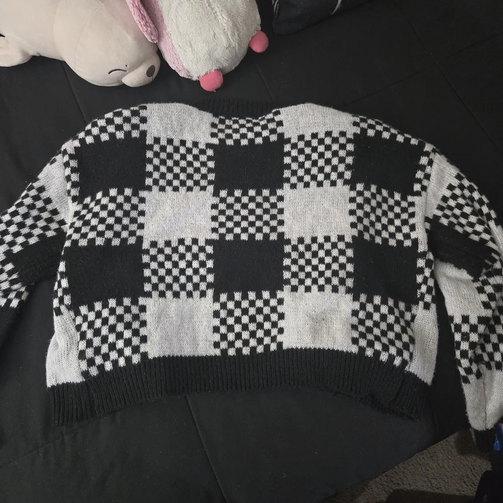 Almost Famous Monochrome Knit Cardigan - Picture 2 of 3